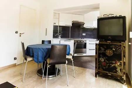 公寓 Flat With Gardens Limites Cannes Juste 10 Mns Croisett 勒卡内